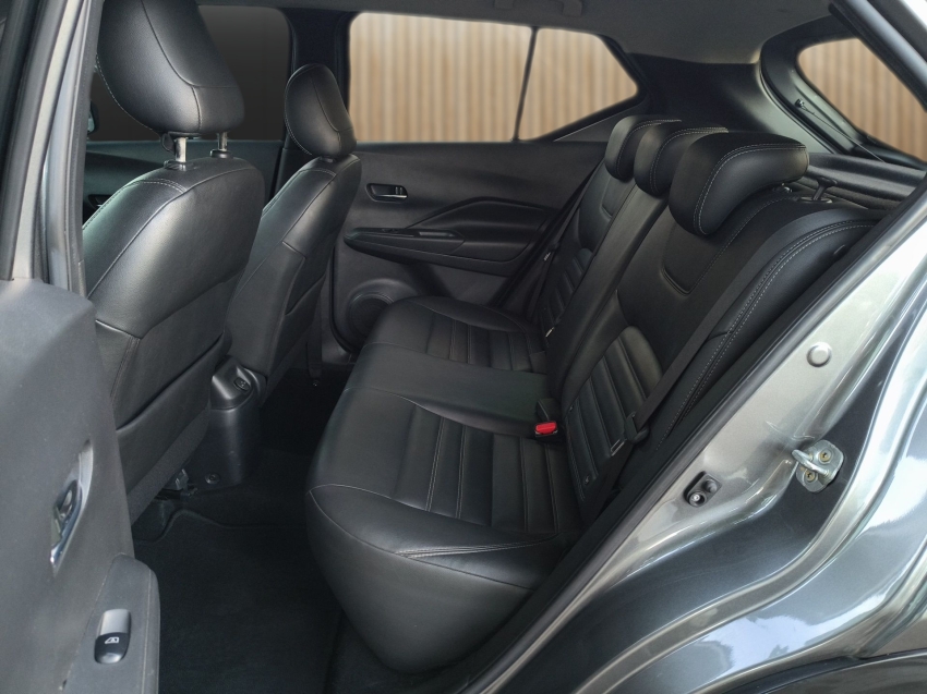 nissan kicks 1.6 16v flexstart sl 4p xtronic flex automatico 2021