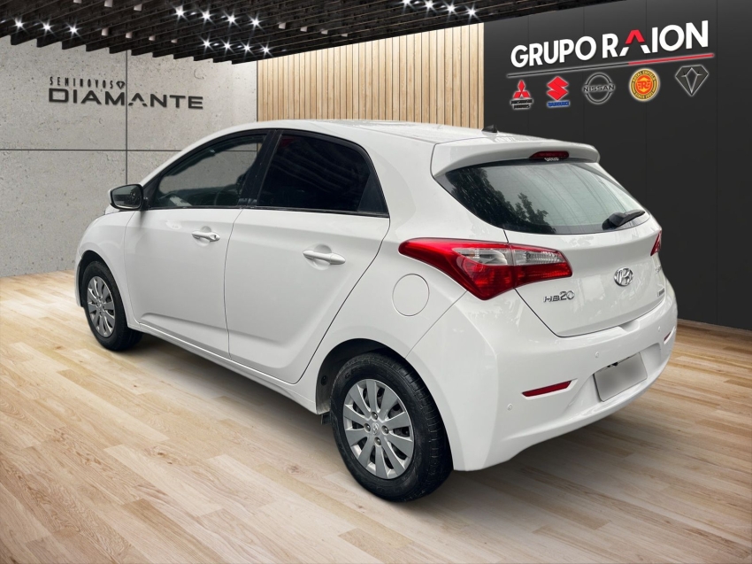 hyundai hb20 1.6 comfort plus 16v flex 4p automatico 2015