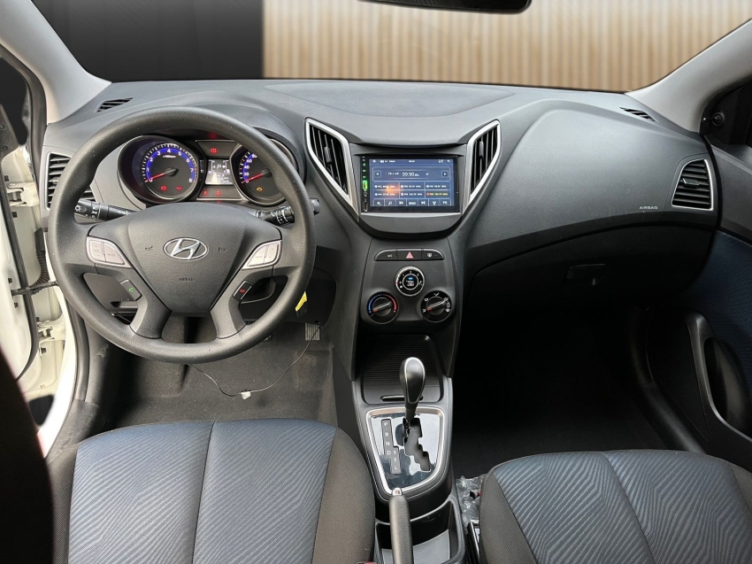 hyundai hb20 1.6 comfort plus 16v flex 4p automatico 2015