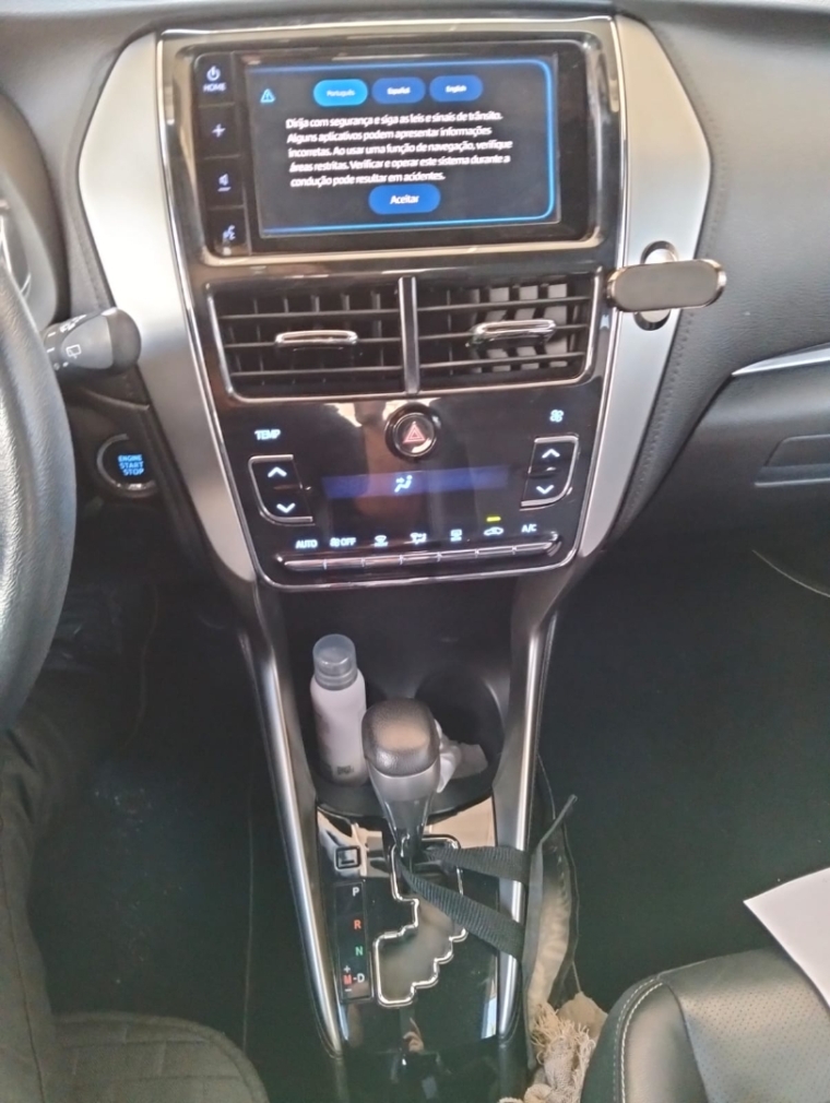 toyota yaris 1.5 16v flex xs multidrive 4p automatico 2020