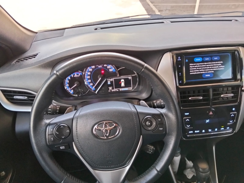 toyota yaris 1.5 16v flex xs multidrive 4p automatico 2020
