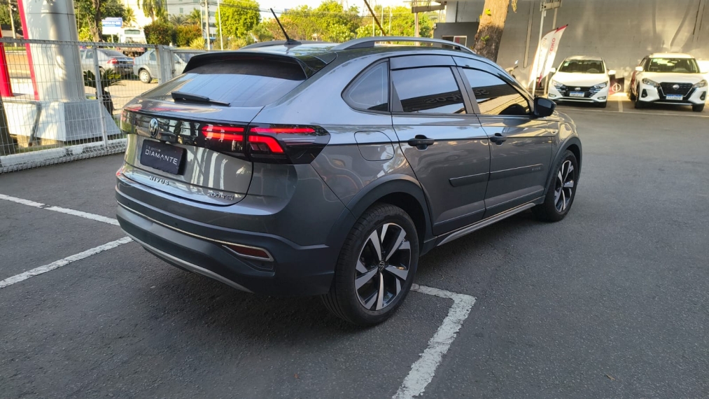 volkswagen nivus 1.0 200 tsi total flex highline automatico 4p 2024