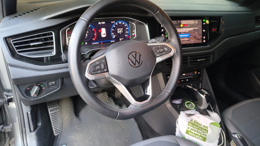 volkswagen nivus 1.0 200 tsi total flex highline automatico 4p 2024