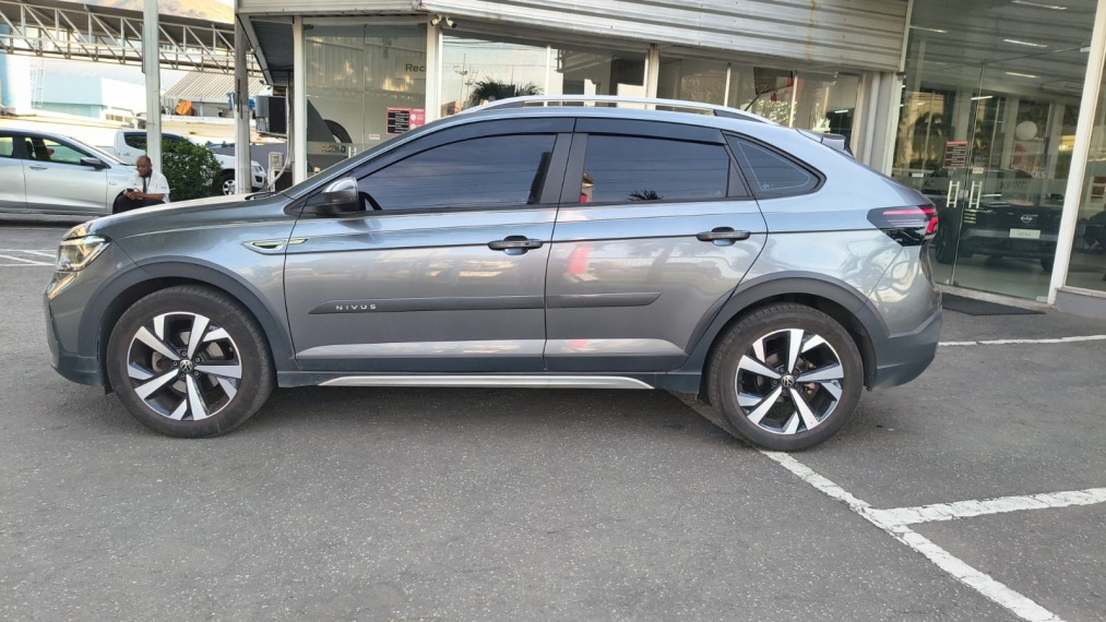 volkswagen nivus 1.0 200 tsi total flex highline automatico 4p 2024