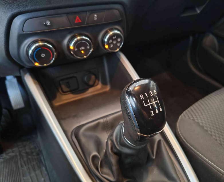 chevrolet onix 1.0 flex lt manual 4p 202013