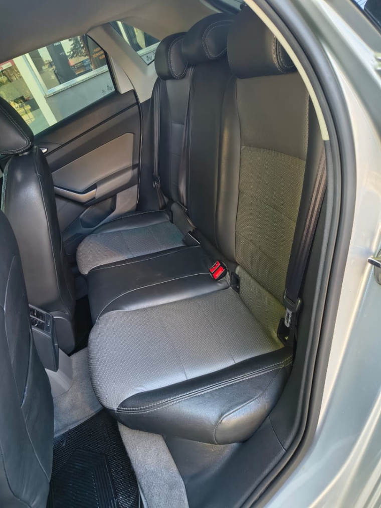 volkswagen polo 1.0 200 tsi highline automatico flex 4p 201813