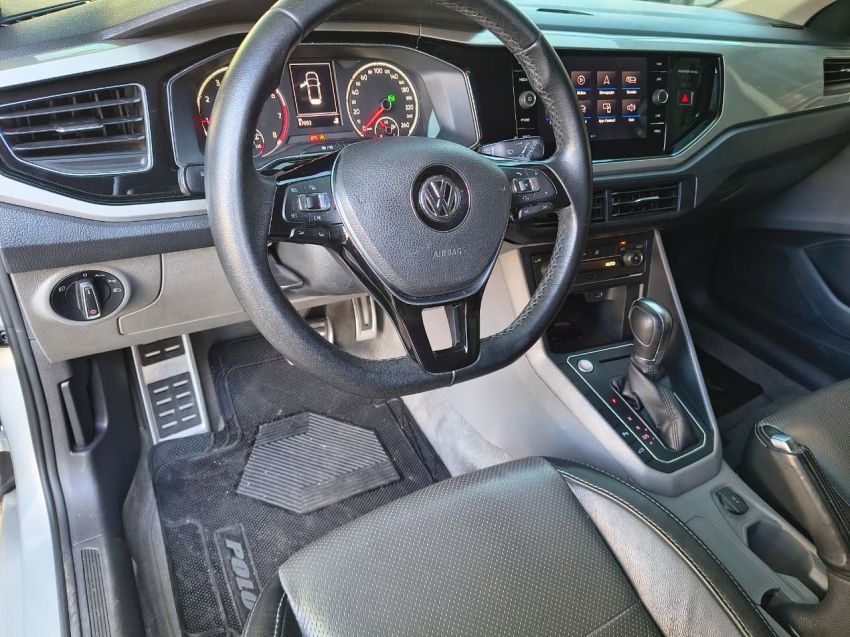 volkswagen polo 1.0 200 tsi highline automatico flex 4p 201810