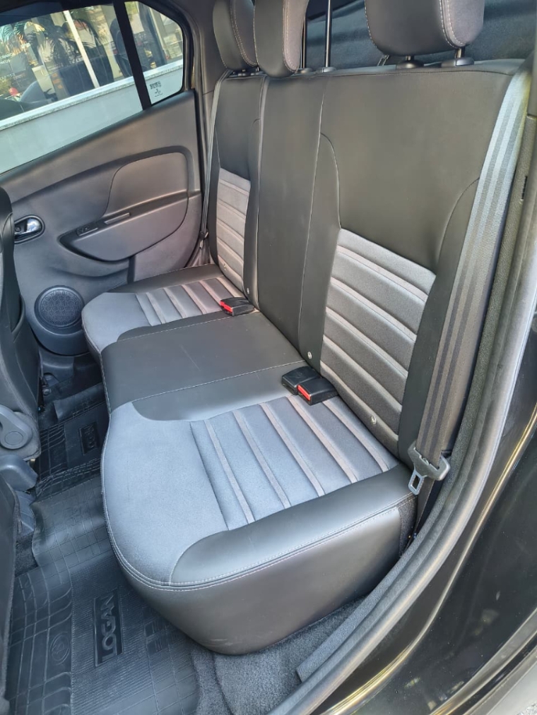 renault logan 1.6 16v sce flex intense x-tronic 4p automatico 202010