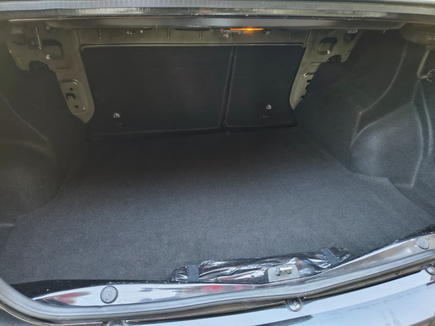 renault logan 1.6 16v sce flex intense x-tronic 4p automatico 202012