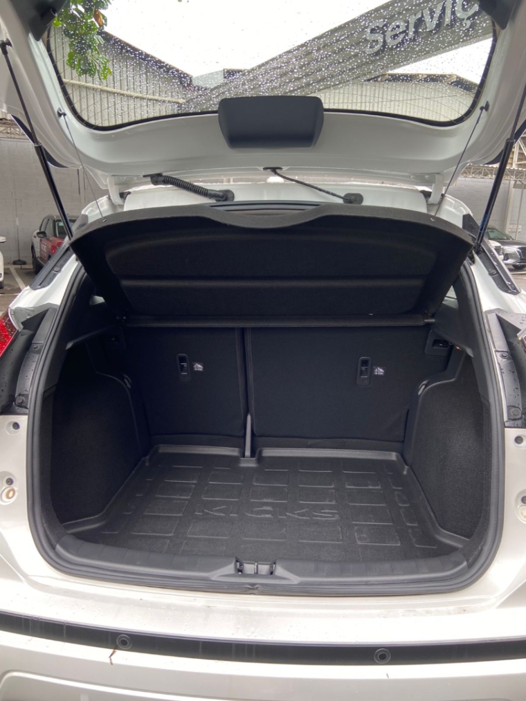 nissan kicks play 1.6 16v flexstart advance plus xtronic flex 4p automatico 20257