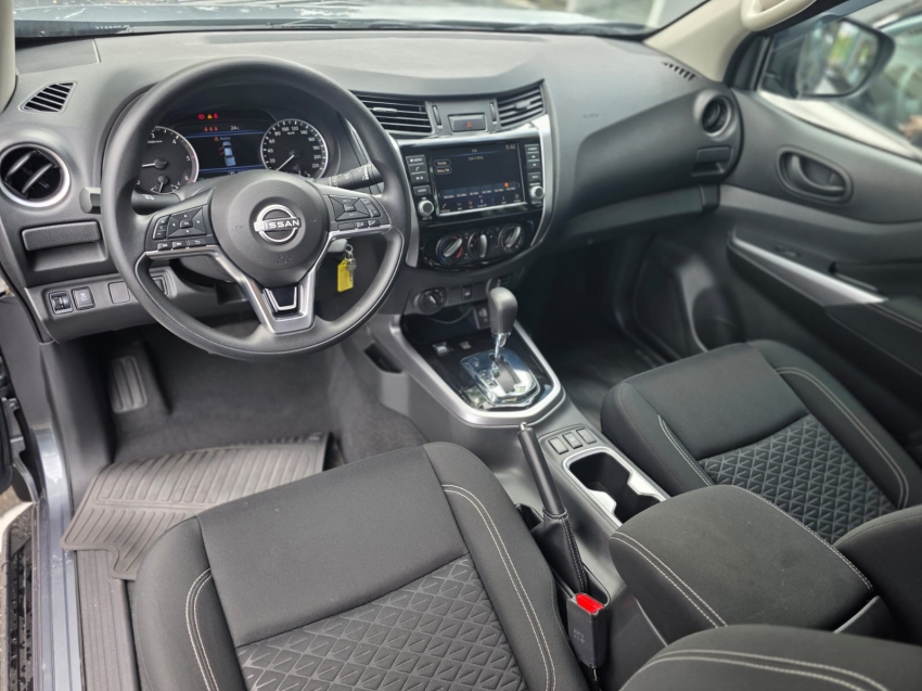 nissan frontier 2.3 16v turbo diesel attack cd 4x4 automatico 2.2 4p 202510