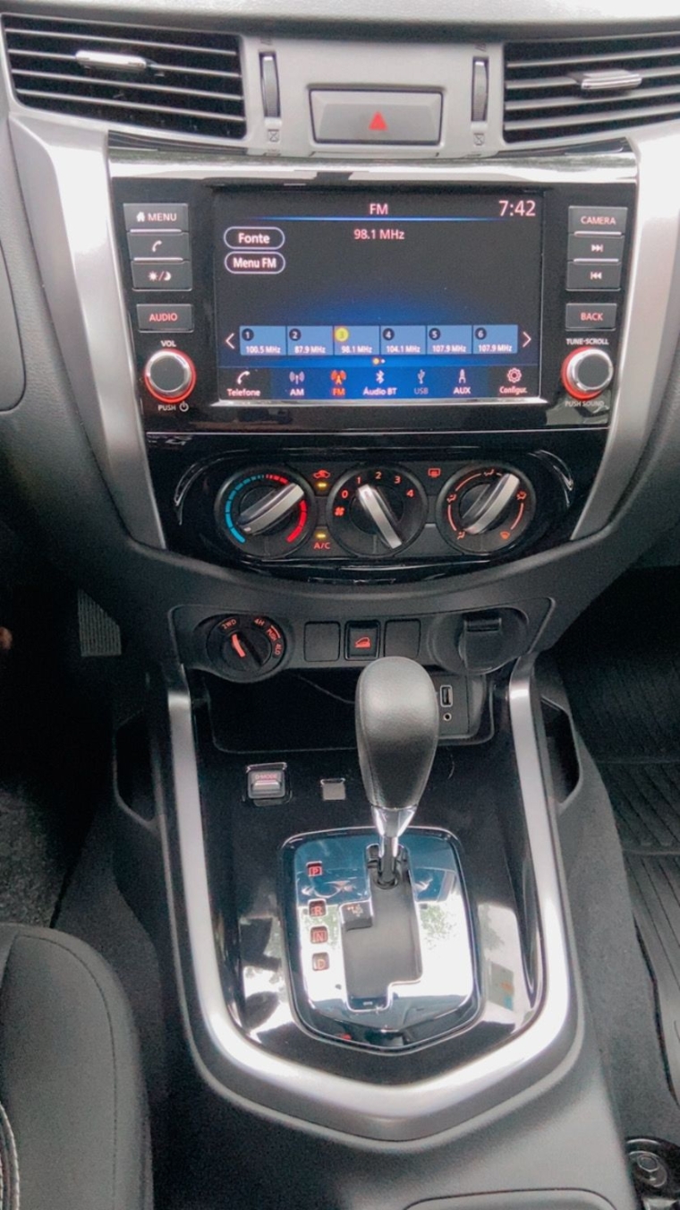 nissan frontier 2.3 16v turbo diesel attack cd 4x4 automatico 2.2 4p 202512