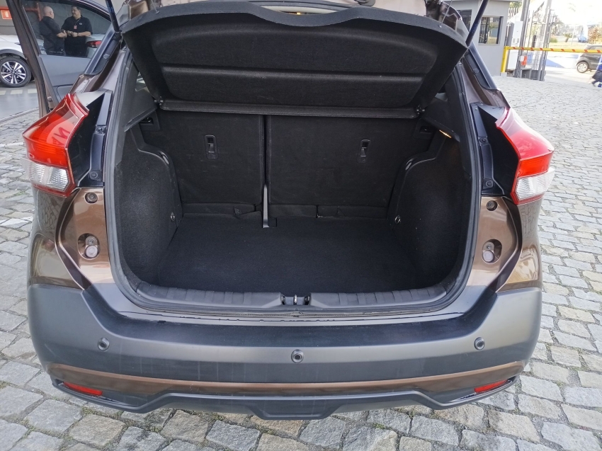 nissan kicks 1.6 16v flexstart sv 4p xtronic flex automatico 2021