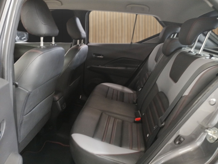 nissan kicks 1.6 16v flexstart xplay xtronic flex 4p automatico 2023
