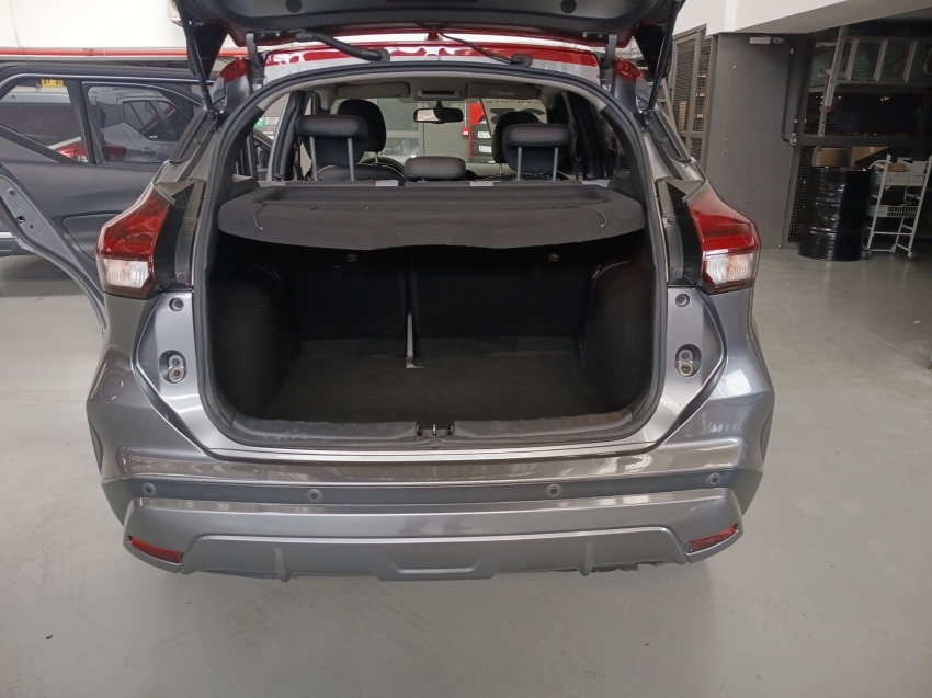nissan kicks 1.6 16v flexstart xplay xtronic flex 4p automatico 2023