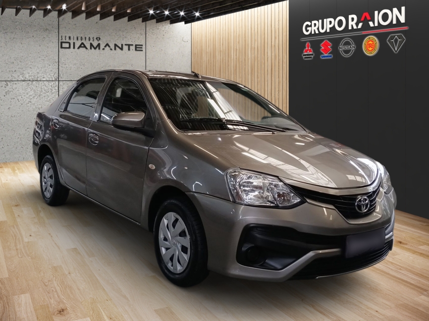 toyota etios 1.5 xs sedan 16v flex 4p automatico 20181