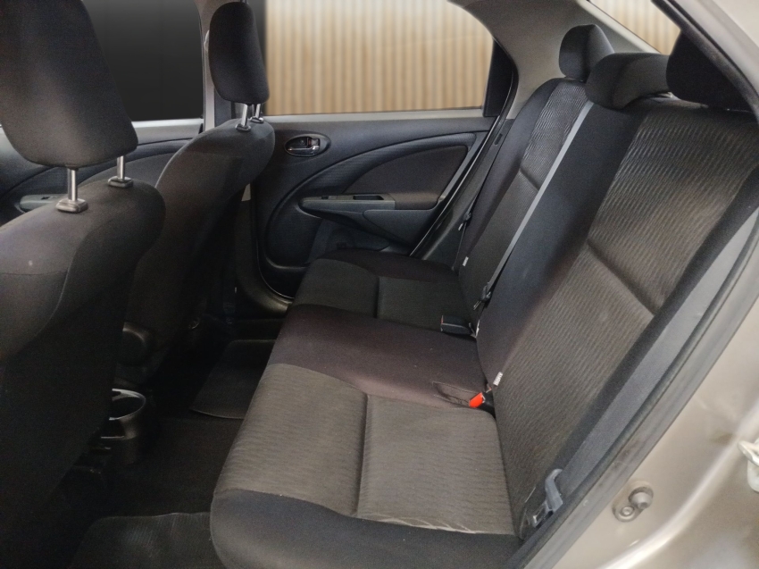 toyota etios 1.5 xs sedan 16v flex 4p automatico 201810