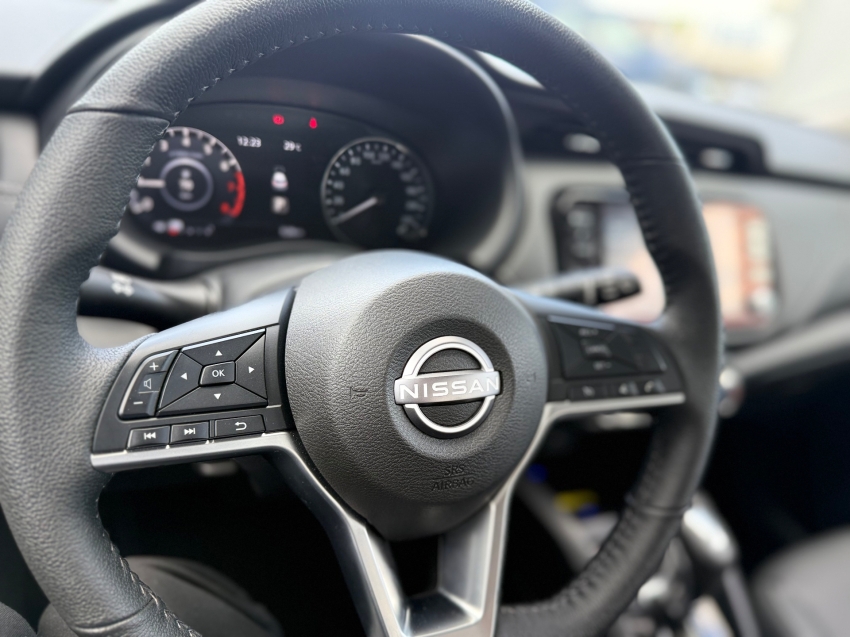 nissan kicks play 1.6 16v flexstart advance plus xtronic flex 4p automatico 202513