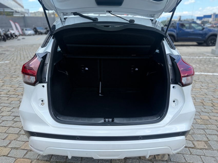 nissan kicks play 1.6 16v flexstart advance plus xtronic flex 4p automatico 20256