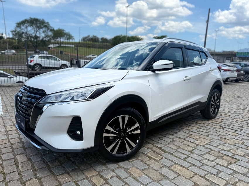 nissan kicks play 1.6 16v flexstart advance plus xtronic flex 4p automatico 20252