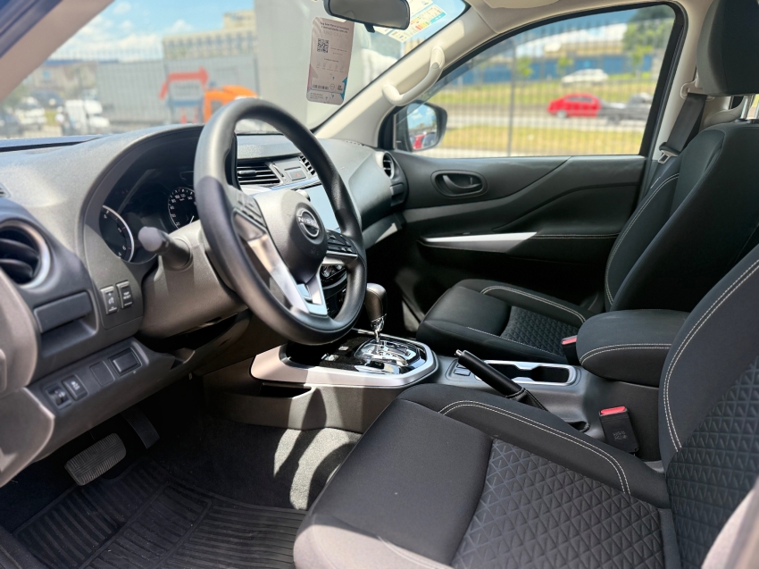 nissan frontier 2.3 16v turbo diesel attack cd 4x4 automatico 2.2 4p 202513