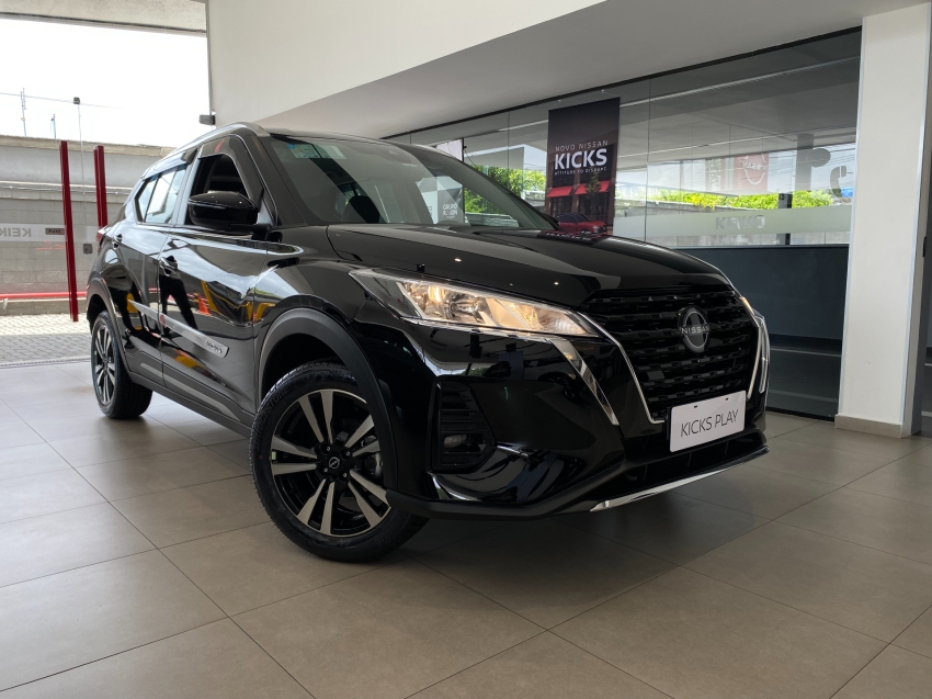 nissan kicks play 1.6 16v flexstart advance plus xtronic flex 4p automatico 2025