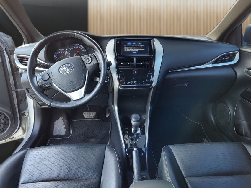 toyota yaris 1.5 16v flex xls connect multidrive 4p automatico 2022