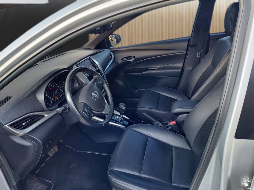 toyota yaris 1.5 16v flex xls connect multidrive 4p automatico 2022