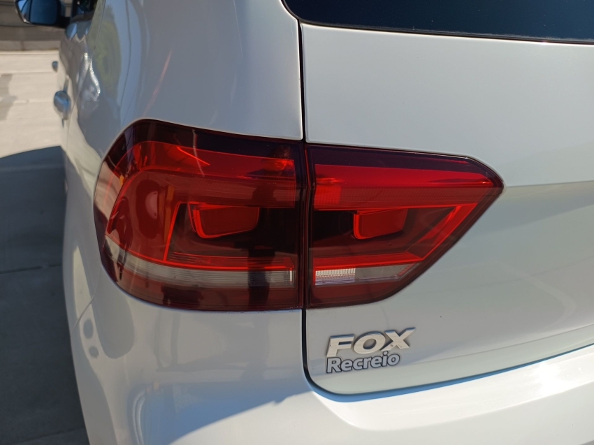 volkswagen fox 1.6 msi total flex connect 4p manual 2020