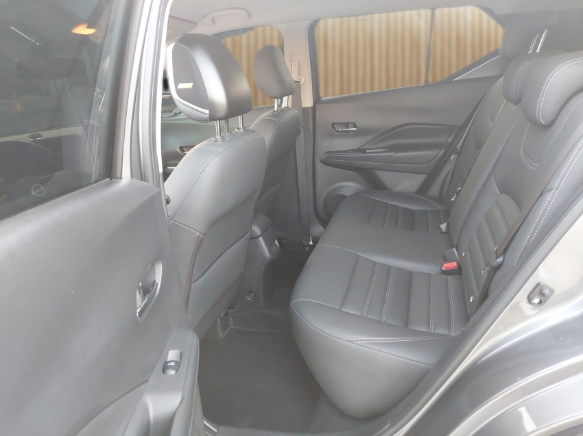 nissan kicks 1.6 16v flexstart exclusive xtronic flex 4p automatico 2024