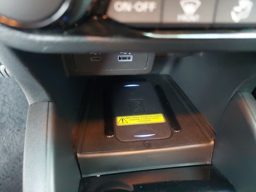 nissan kicks 1.6 16v flexstart exclusive xtronic flex 4p automatico 2024