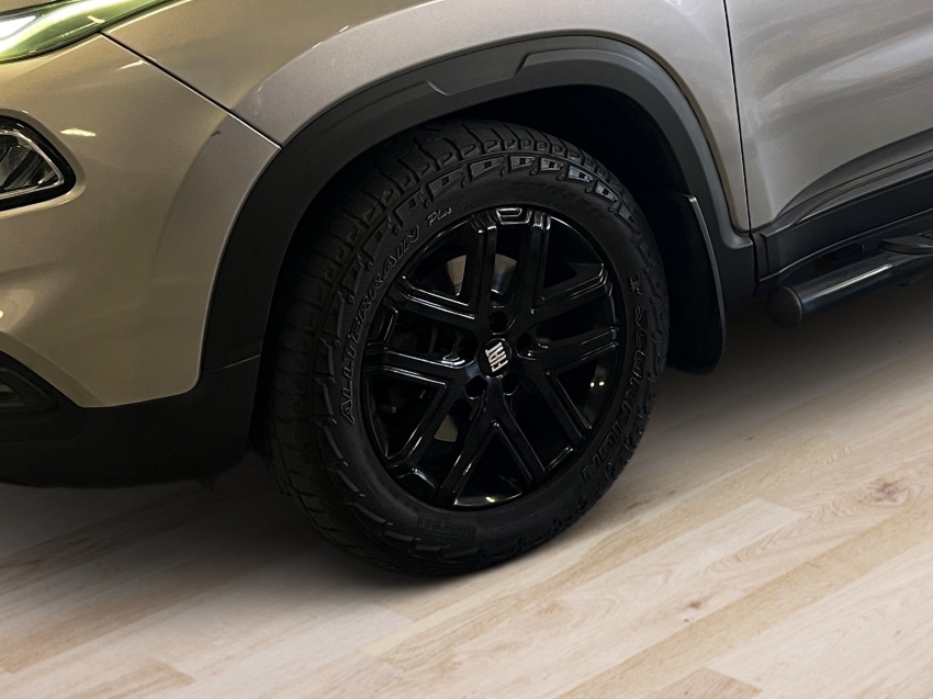 fiat toro 2.0 16v turbo diesel ultra 4wd at9 4p automatico 20225