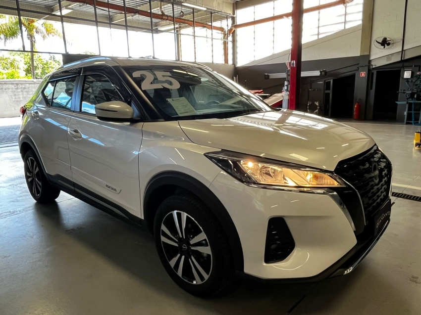 nissan kicks play 1.6 16v flexstart advance plus xtronic flex 4p automatico 20251