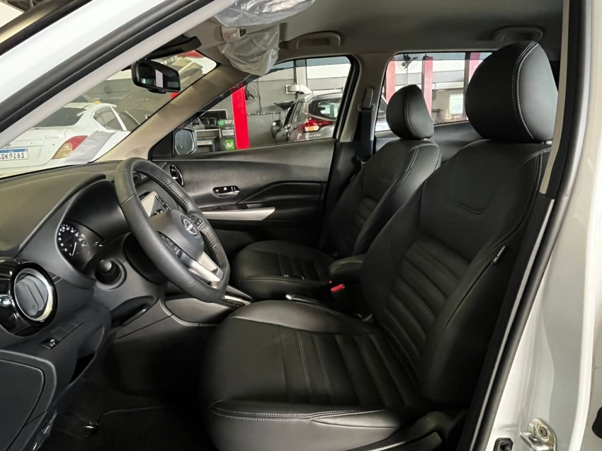 nissan kicks play 1.6 16v flexstart advance plus xtronic flex 4p automatico 20255