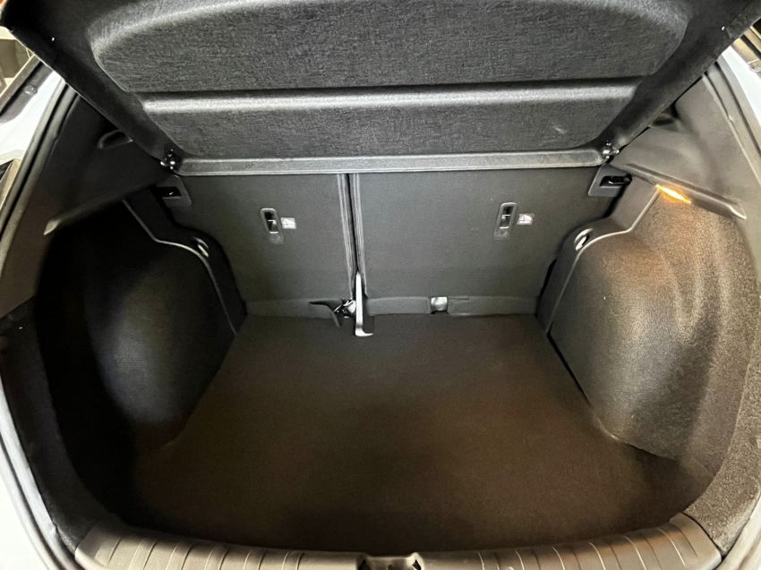 nissan kicks play 1.6 16v flexstart advance plus xtronic flex 4p automatico 20252