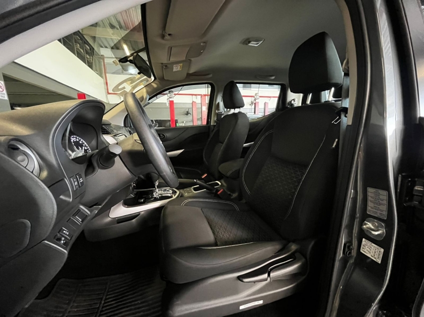 nissan frontier 2.3 16v turbo diesel attack cd 4x4 automatico 2.2 4p 202511