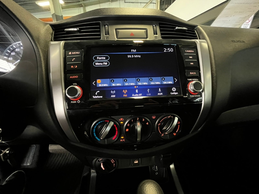 nissan frontier 2.3 16v turbo diesel attack cd 4x4 automatico 2.2 4p 202515