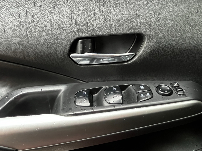 nissan kicks 1.6 16v flexstart sl 4p xtronic flex automatico 202010