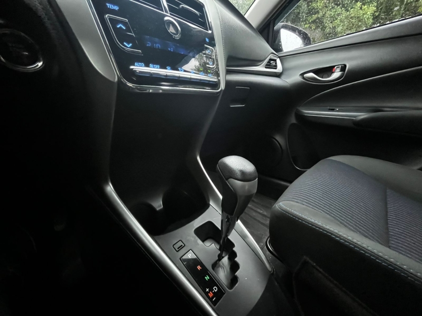 toyota yaris 1.5 16v flex sedan xl plus connect multidrive 4p automatico 20205