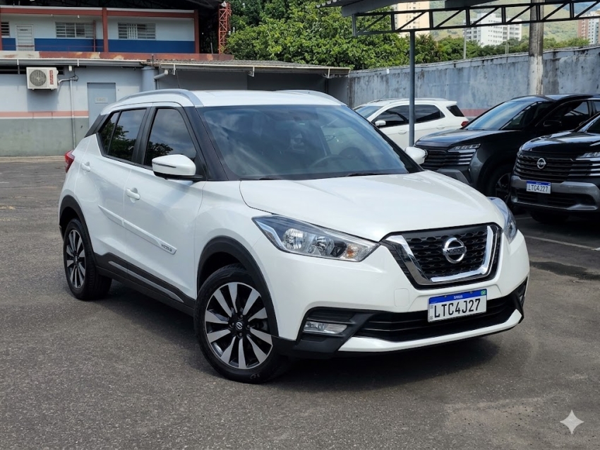 kicks 1.6 16v flexstart sv 4p xtronic