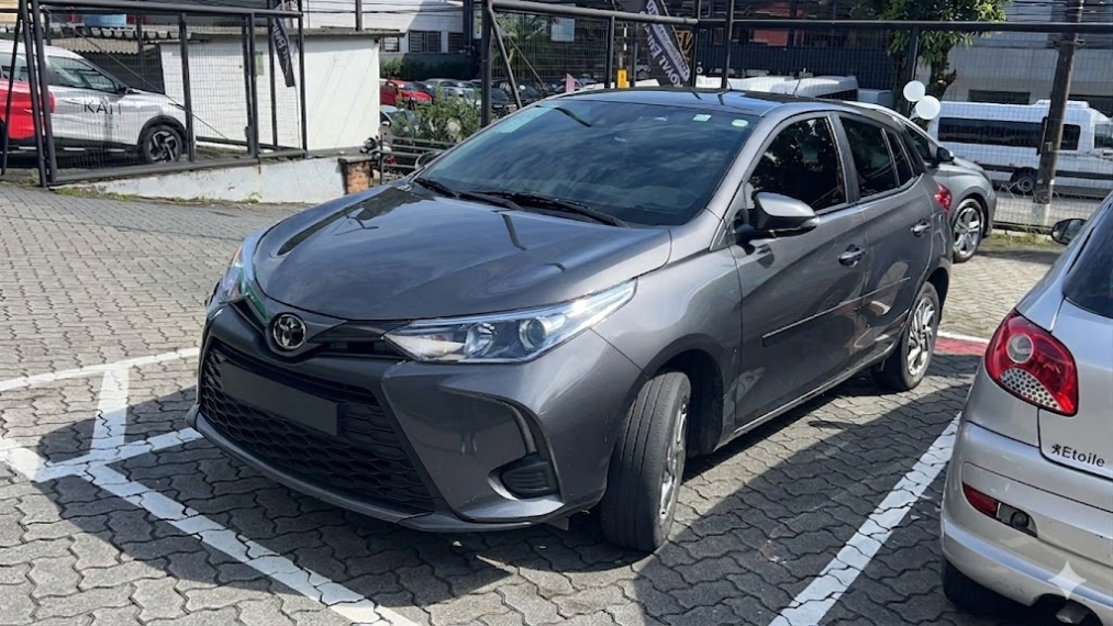 toyota yaris 1.5 16v flex xs connect multidrive 4p automatico 20232