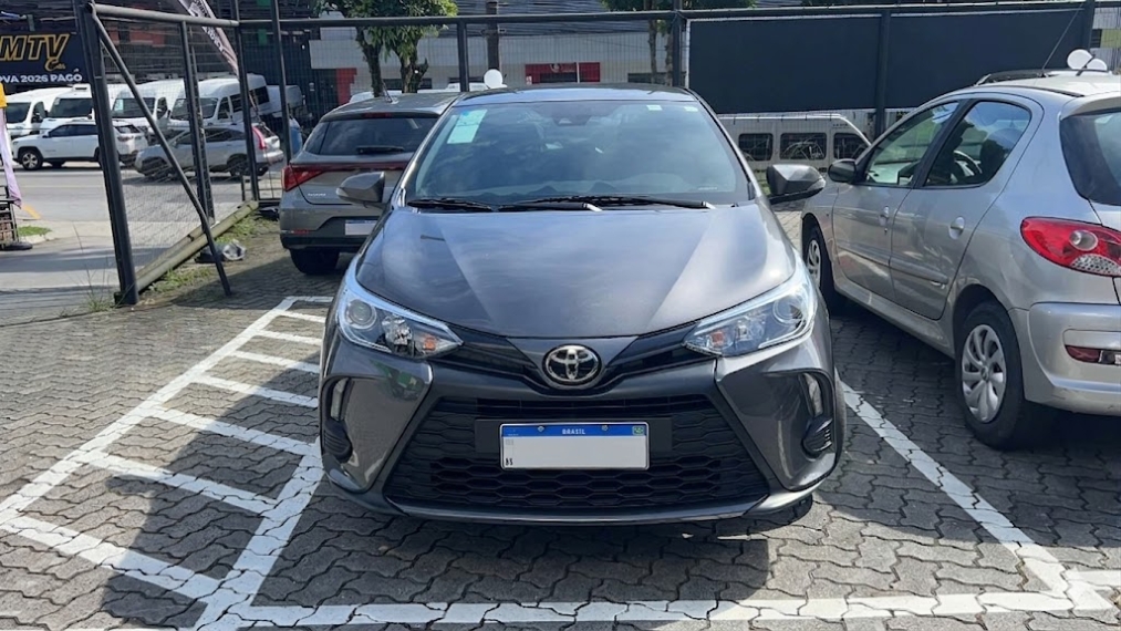 toyota yaris 1.5 16v flex xs connect multidrive 4p automatico 20233