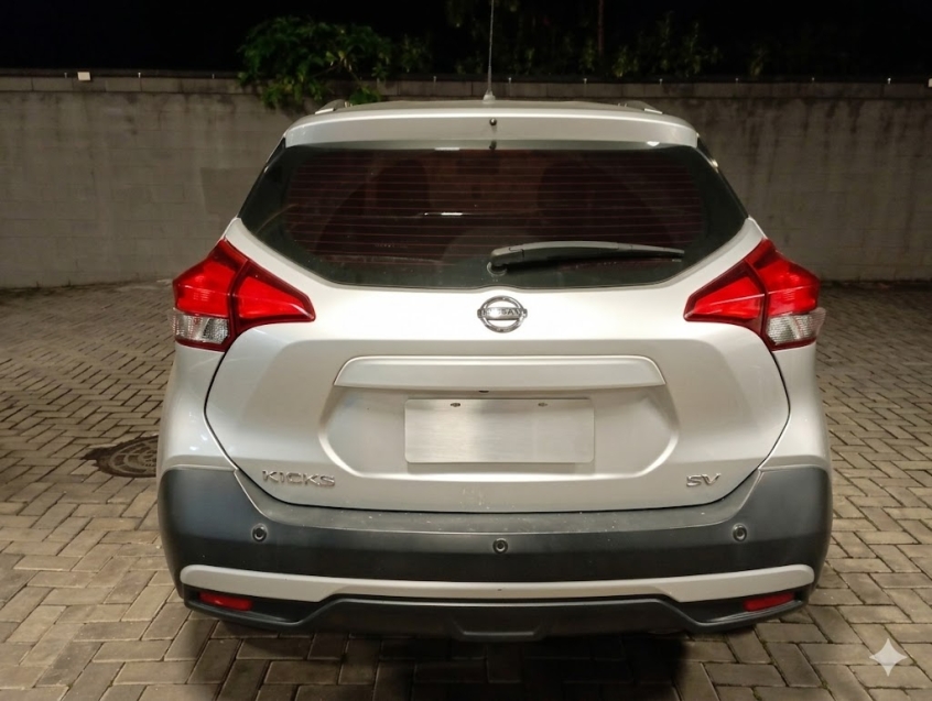 nissan kicks 1.6 16v flexstart sv 4p xtronic flex automatico 20204