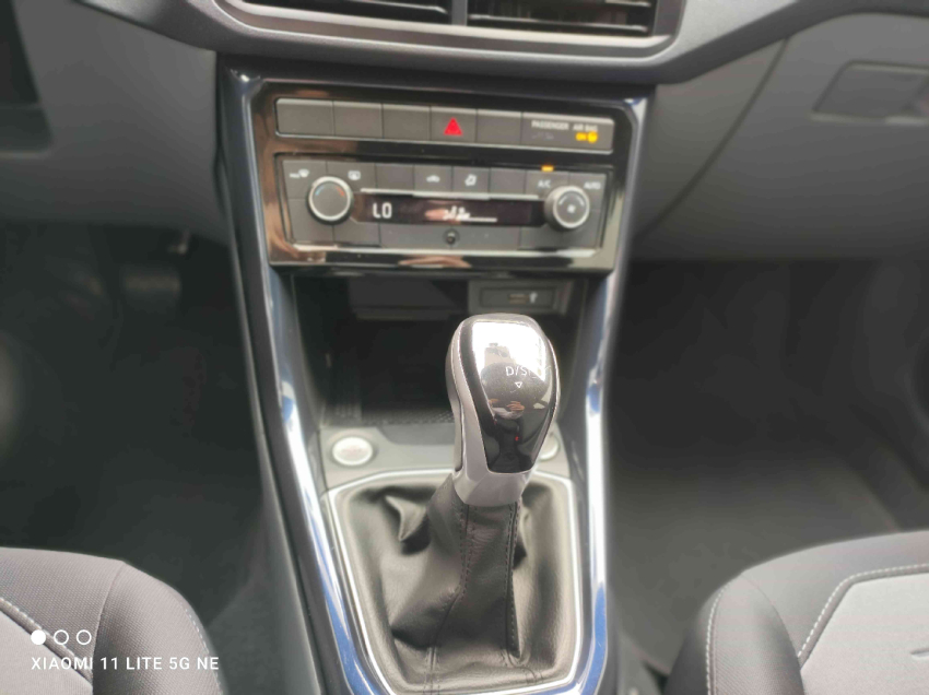 volkswagen t-cross 1.0 200 tsi total flex comfortline automatico 4p 2022