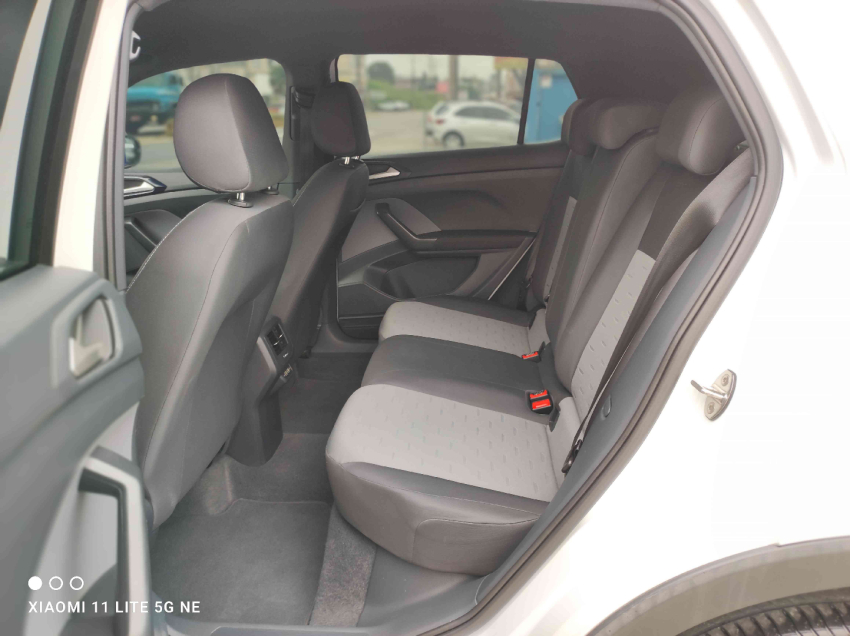 volkswagen t-cross 1.0 200 tsi total flex comfortline automatico 4p 2022