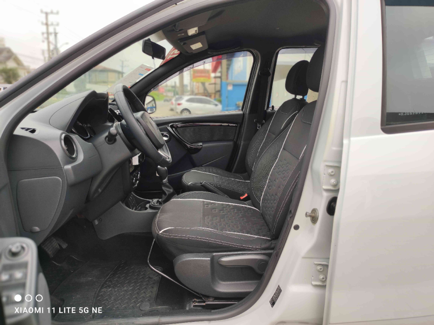 oroch dynamique 2.0 16v flex aut