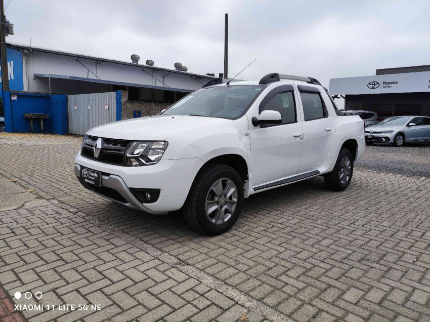 oroch dynamique 2.0 16v flex aut