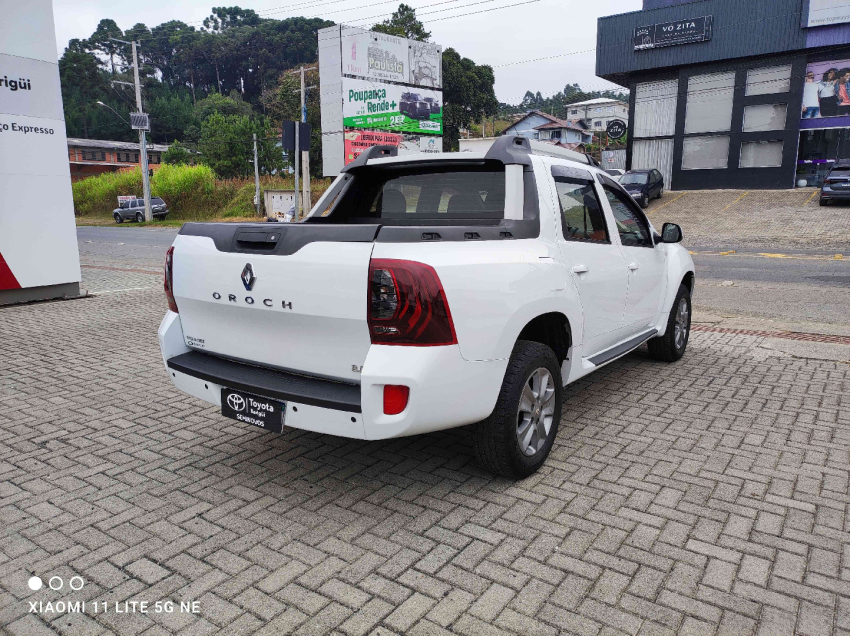 oroch dynamique 2.0 16v flex aut