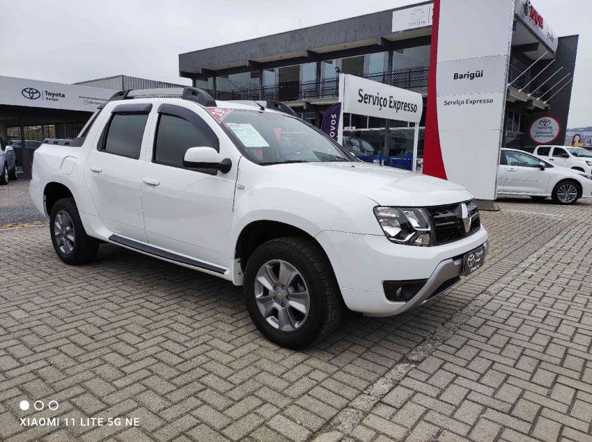oroch dynamique 2.0 16v flex aut