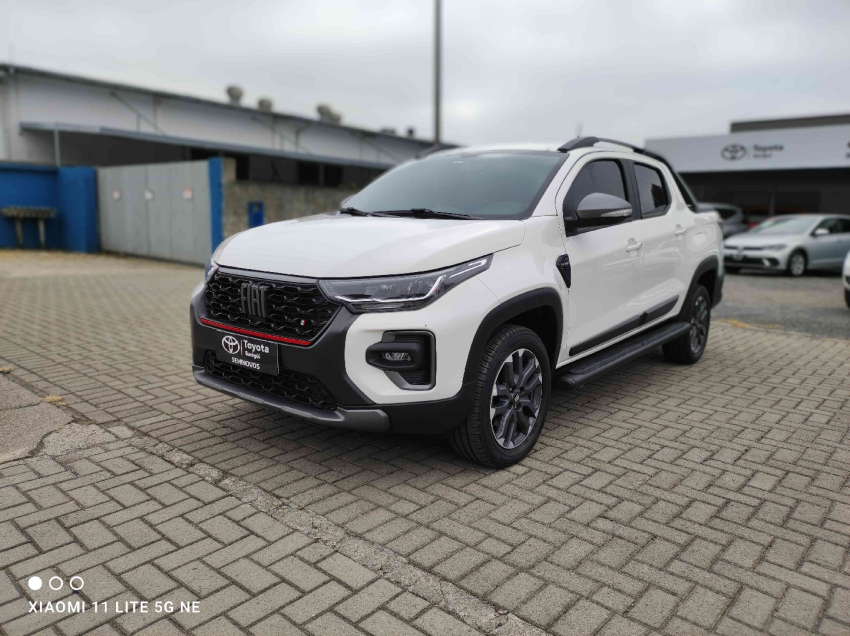 fiat strada 1.0 turbo 200 flex ultra cd cvt 4p automatico 2025
